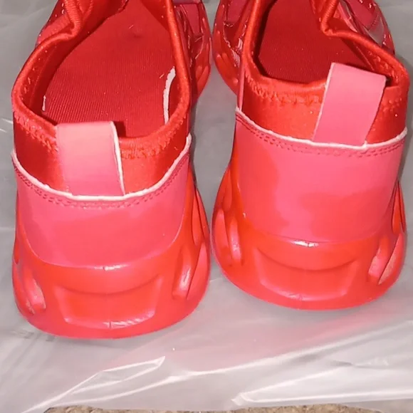 Nike Air Max Men's Shoes Size 9.  Red - Picture 9 of 9